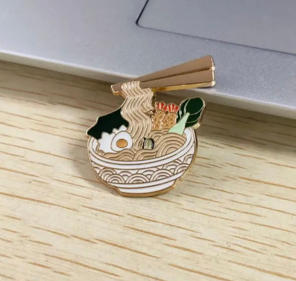 Golden ramen bowl pin