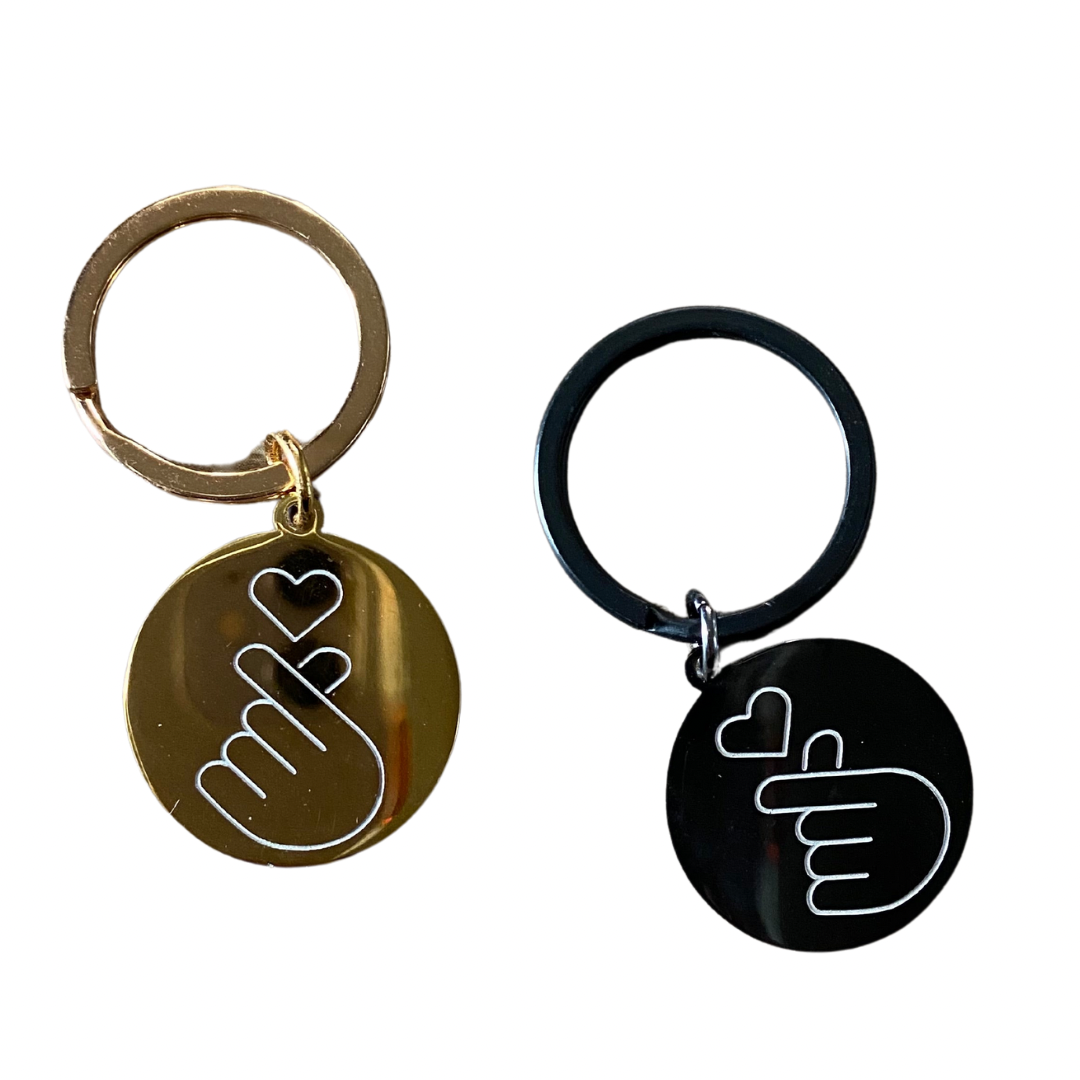 Kpop finger heart keychains