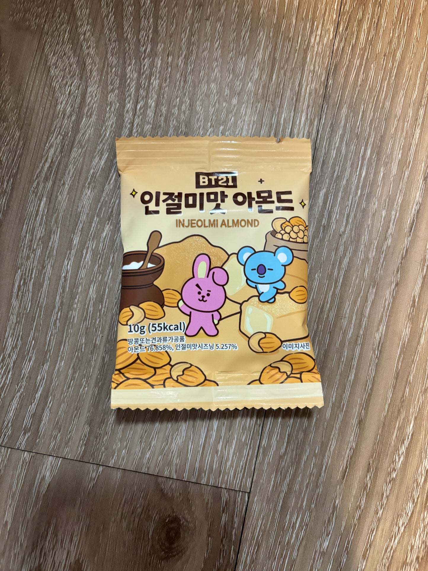 BT21 HBAF almond minis