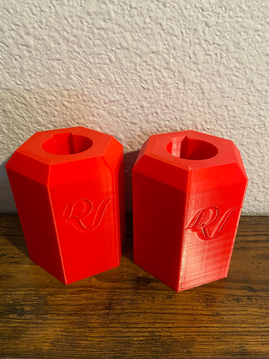 3D printed Red Velvet lightstick holder