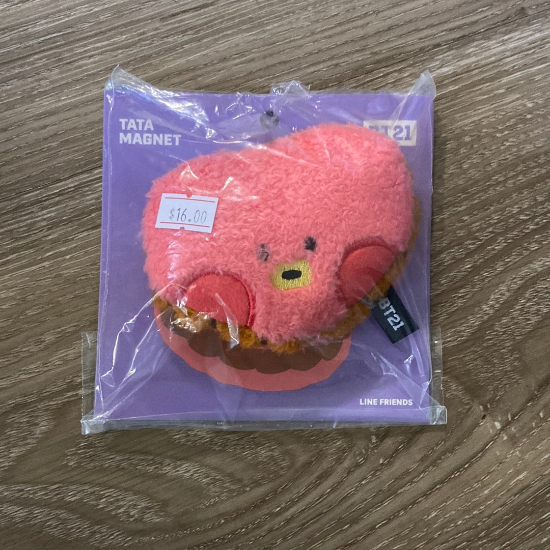 BT21 macaron plush magnet