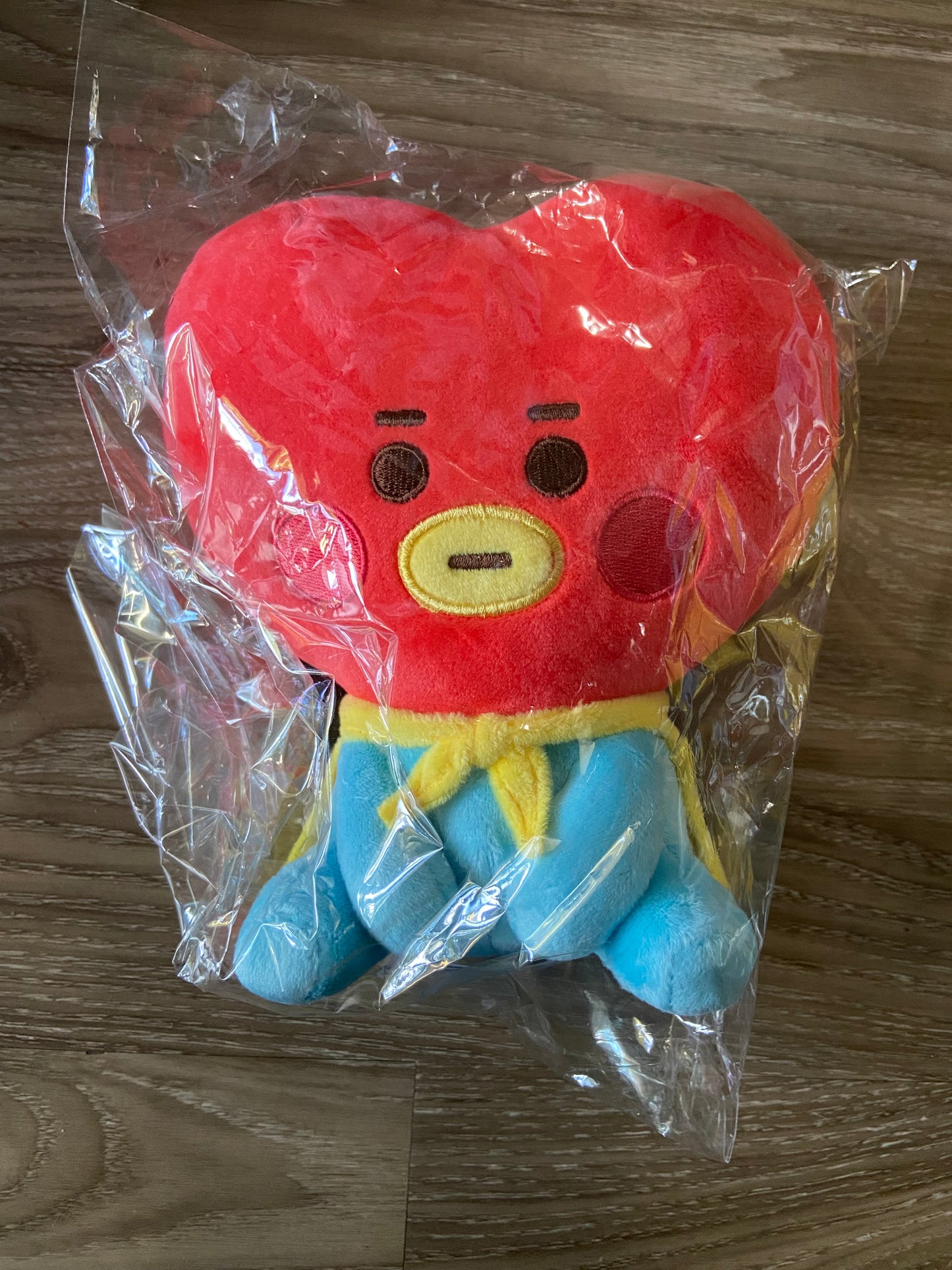 BT21 Sitting baby basic plushies(medium)