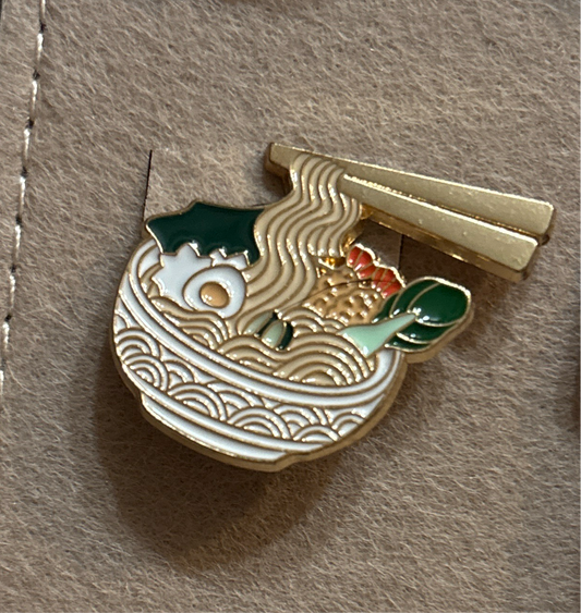 Golden ramen bowl pin