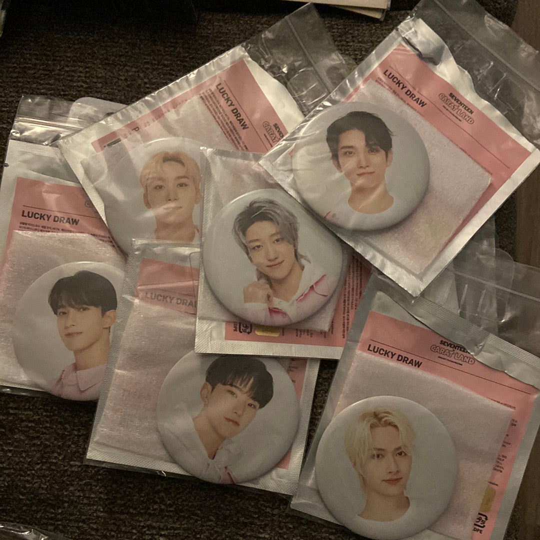 Seventeen lucky Draw large can badge (caratland)