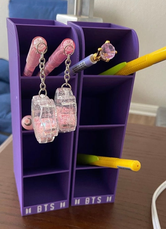 Pen holder